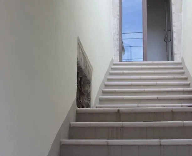 Al Gravattone Venosa